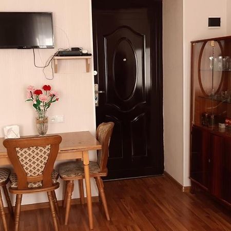 Tamara'S Apartament In Avlabari Tbilisi Exterior foto